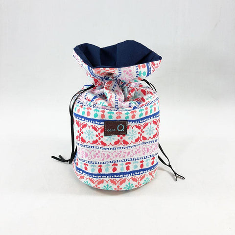 Della Q Pippa Yarn Dispenser